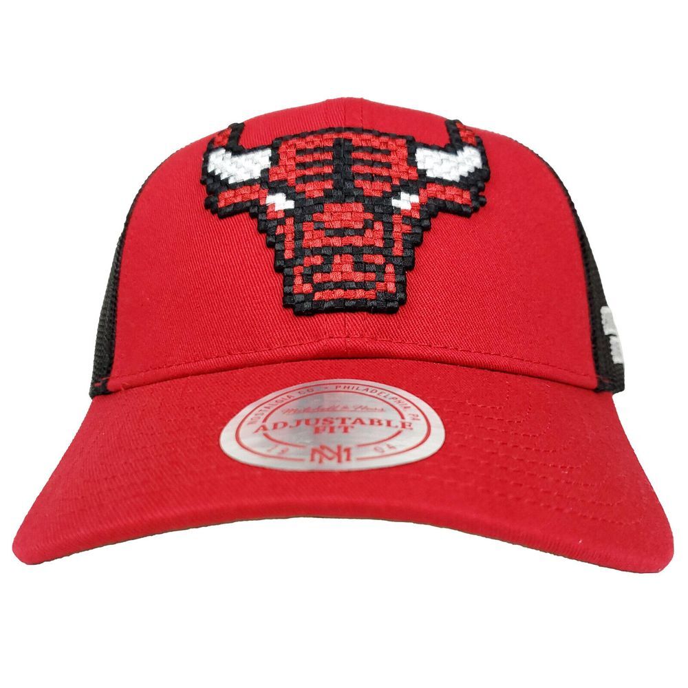 Chicago Bulls Mitchell & Ness NBA Trucker Hat Cap‎ Digital 3D Logo Red Black NWT